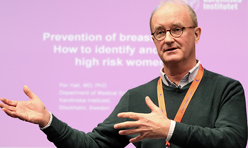 Per Hall, professor i strålningsepidemiologi vid Karolinska Institutet och ledare för Sveriges mest omfattande bröstcancerstudie, Karmastudien.