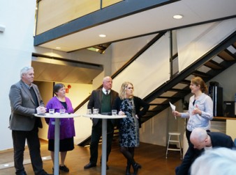 Fr v Anders W Jonsson, Gunilla Gunnarsson, Jen Zedenius, Lena Hallengren och Ulrica Sundholm, Cancerfonden.