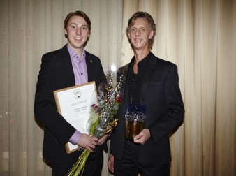 Jonathan Björkehag (till vänster) och Thomas Willows har belönats som ”Årets nytänkare” av juryn för IT i Vårdenpriset 2013. Foto: Per Englund.