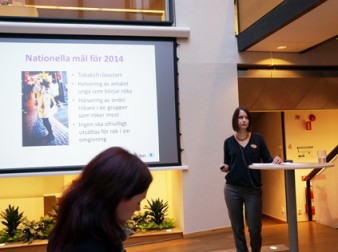 Lisa Jacobson, redaktör för Cancerfondsrapporten, konstaterar att inga av Riksdagens mål för minskad tobaksanvändning till år 2014 har uppfyllts.