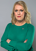 Socialminister Lena Hallengren (S).