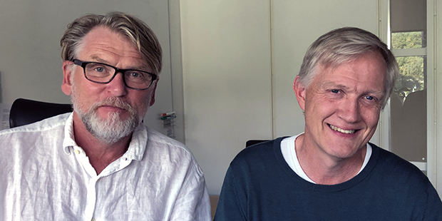 Göran Matejka, biträdande sjukhusdirektör, och Per Karlsson, professor och överläkare i onkologi samt förste chefläkare, Sahlgrenska universitetssjukhuset.