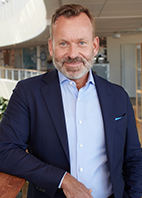 Fredrik Lennartsson, chef för avdelningen för vård och omsorg på SKL.